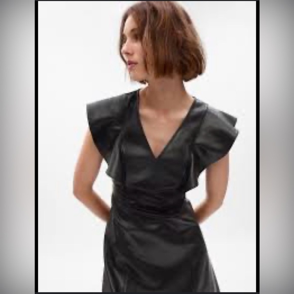 GAP Dresses & Skirts - GAP, Vegan Leather, Flutter Sleeve, V-Neck ‎ A-Line Mini Dress, Black Sz 10 Tall